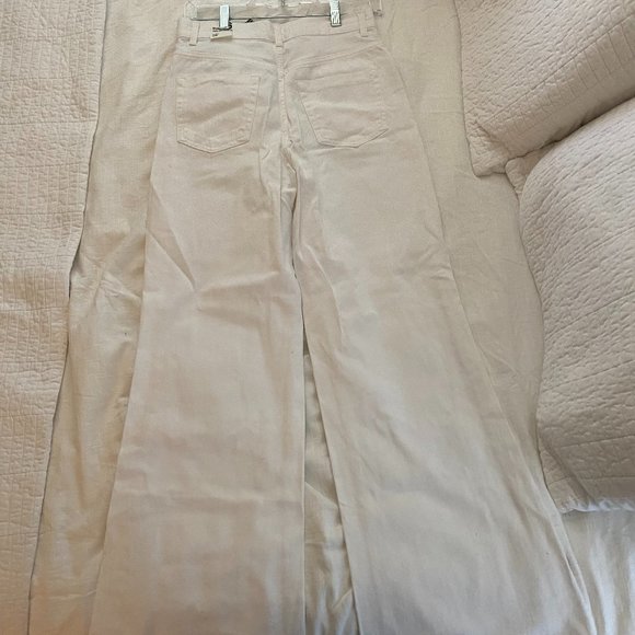 Zara - Picture 2 of 2